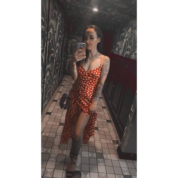 Meet your Posher, Milli - Picture 1 of 1